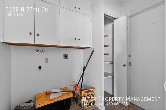 Building Photo - 3239 N 77th Dr