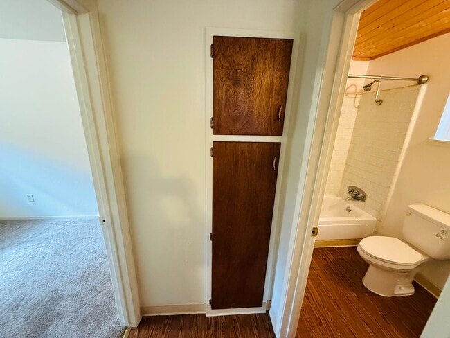 Building Photo - 2505 Kubel Ave