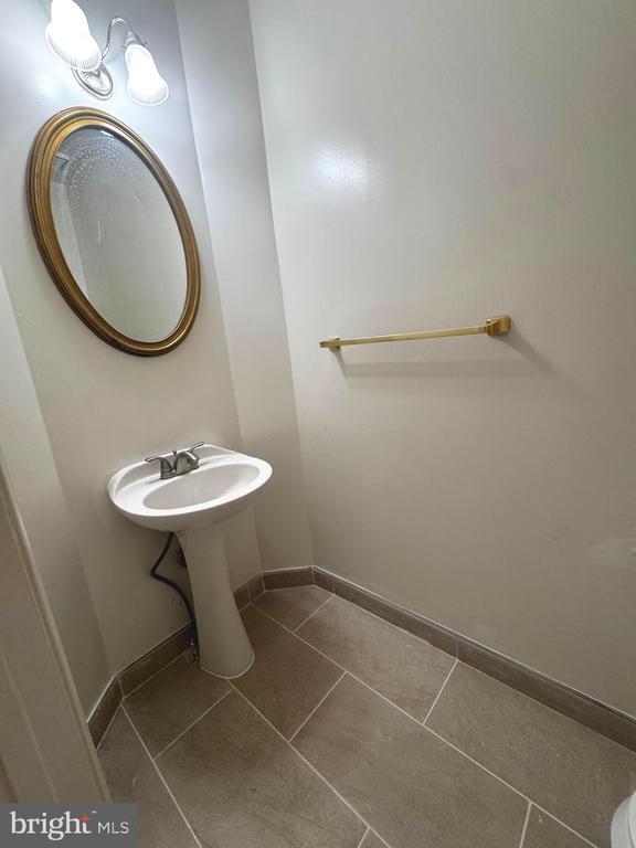 Building Photo - 10177 Treble Ct
