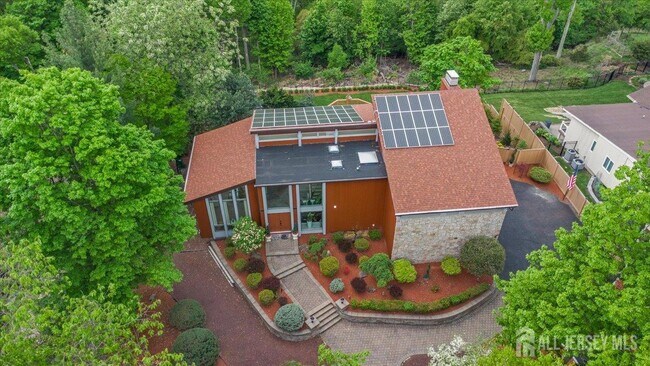 Building Photo - 950 Sunset Ridge