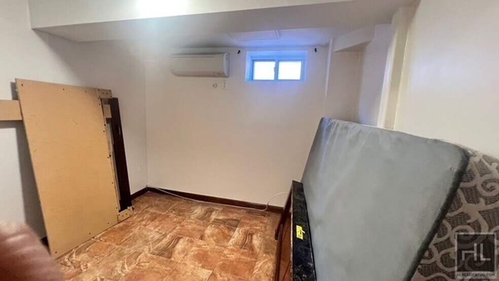 Building Photo - 720 EAST 39 STREET