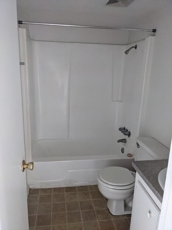 Building Photo - 3215 Baird Ave