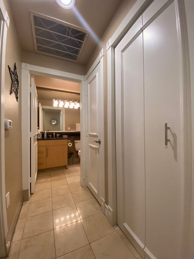 Building Photo - Fully furnished 2 bedroom unit in 24/7 guard gated community