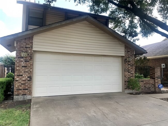 Building Photo - What's special