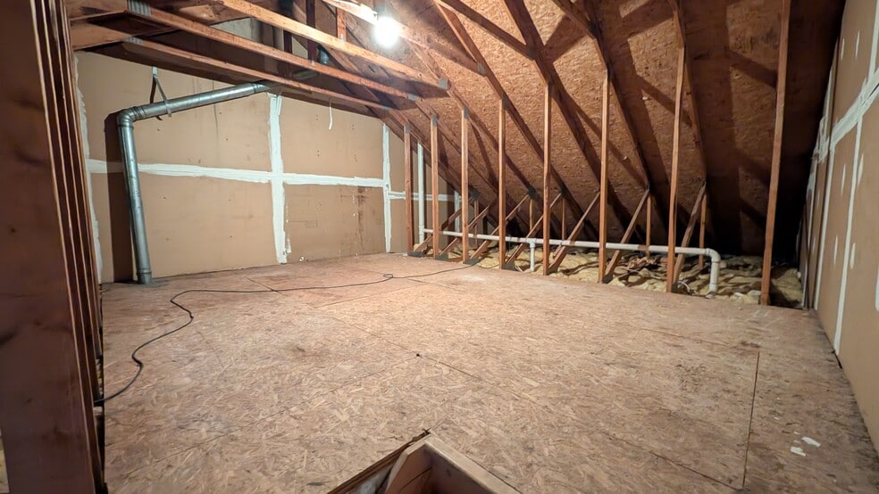 Attic storage - 318 Olde Towne Dr