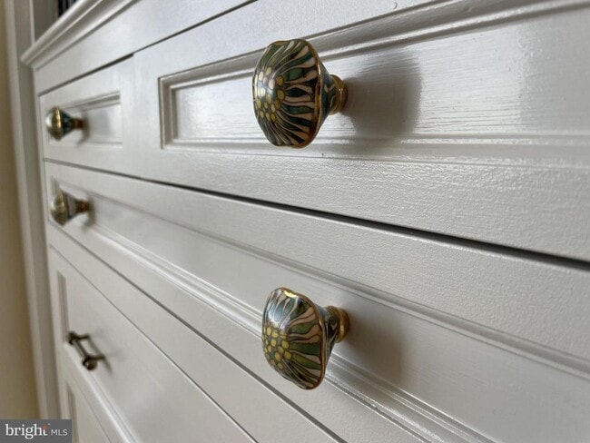 Building Photo - 2020 Walnut St