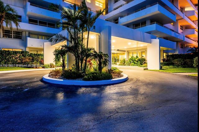 Building Photo - 177 Ocean Lane Dr
