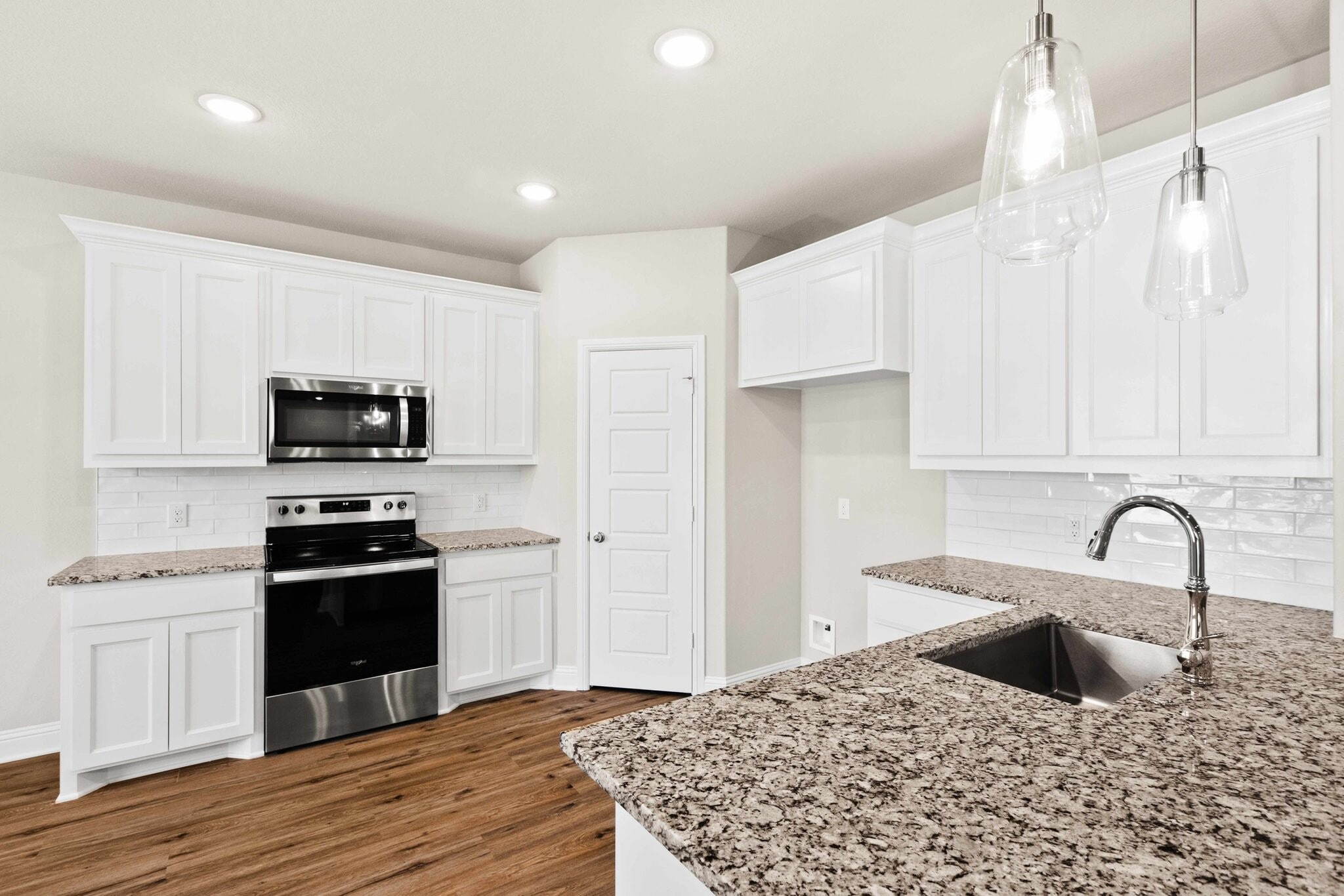 Building Photo - 610 Timberline Dr