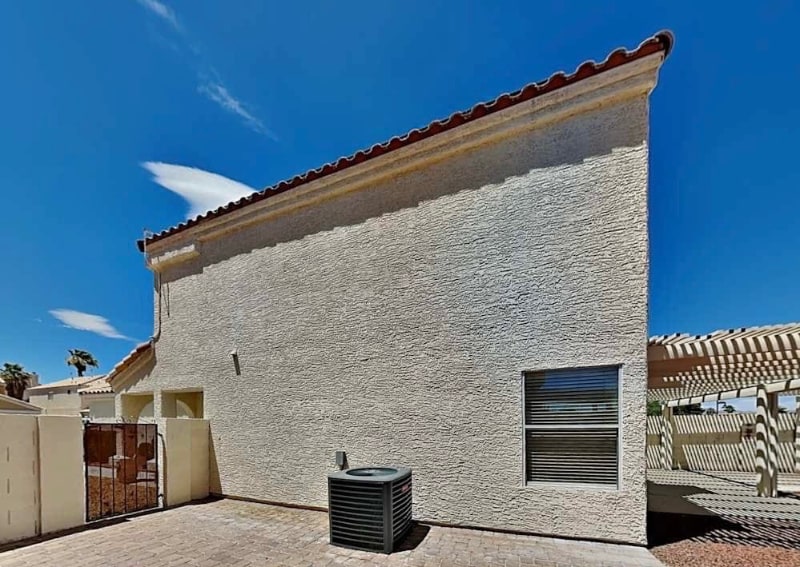 Building Photo - 1402 Pacific Terrace Dr