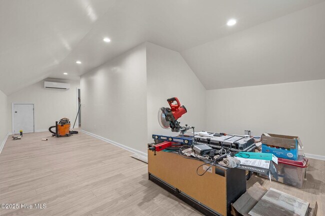 Building Photo - 1275 Tillery Dr