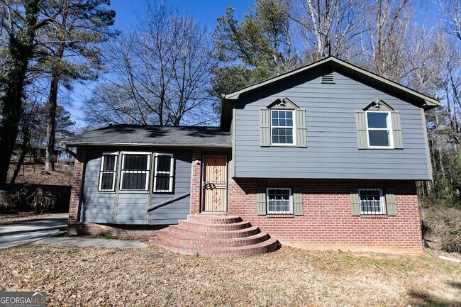 Building Photo - 2761 Rockdale Dr