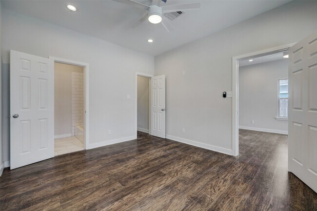 Building Photo - 1601 Bigelow St