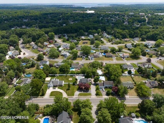 Building Photo - 1597 N Bay Ave