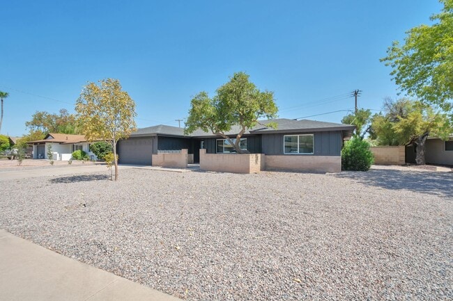 Building Photo - Remodeled 5-Bedroom Tempe Home with Private Pool, Large Yard & Garage Near ASU