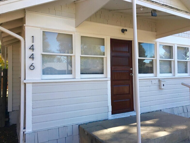 Building Photo - 1446 Valentia St