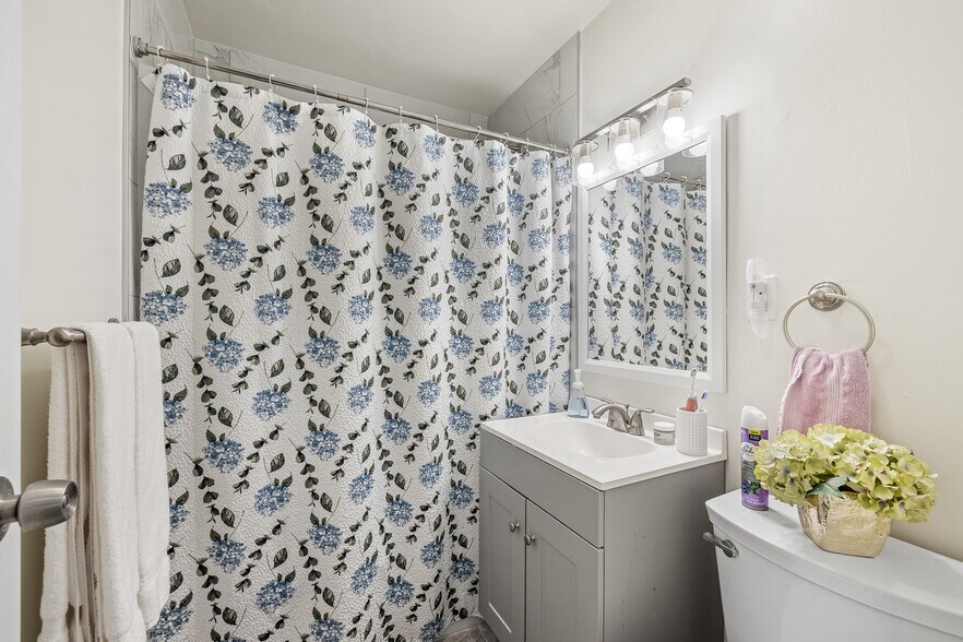 Building Photo - 39 Patton Rd