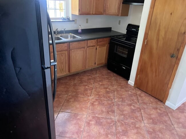 Building Photo - 4536 Viola St