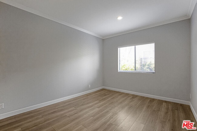 Building Photo - 8642 Gregory Wy