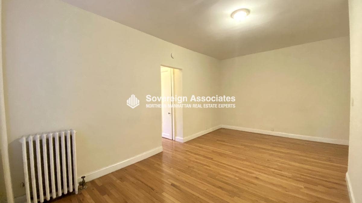 Building Photo - 1803 Riverside Dr