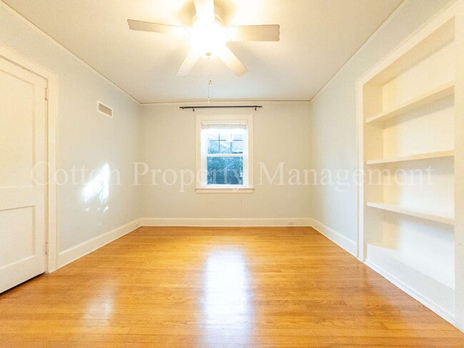 Building Photo - 309 N 23rd St