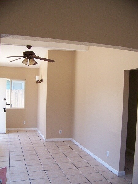 Building Photo - P54500