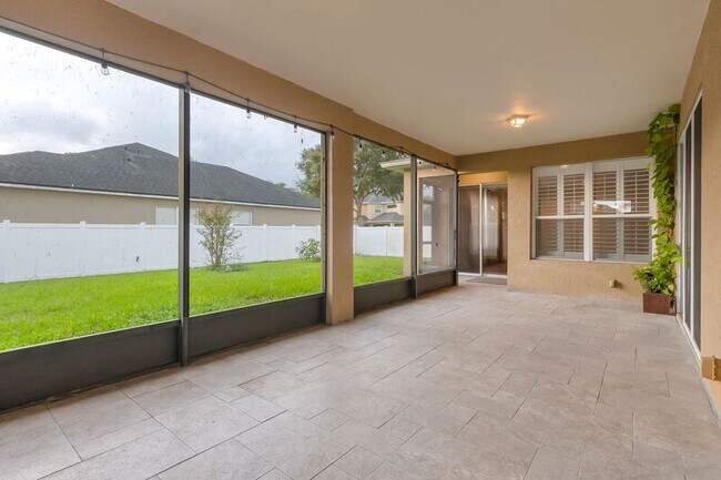 Building Photo - 3912 Heirloom Rose Pl