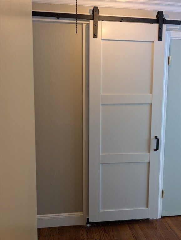 Building Photo - 8 Linda Circuit