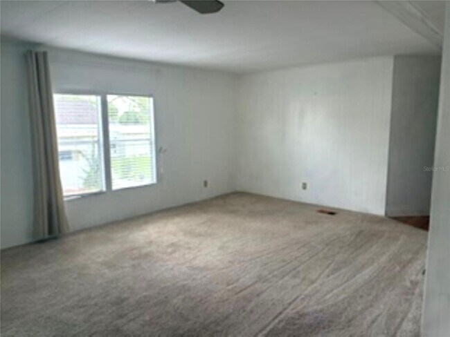 Building Photo - 1503 Peachtree Ln
