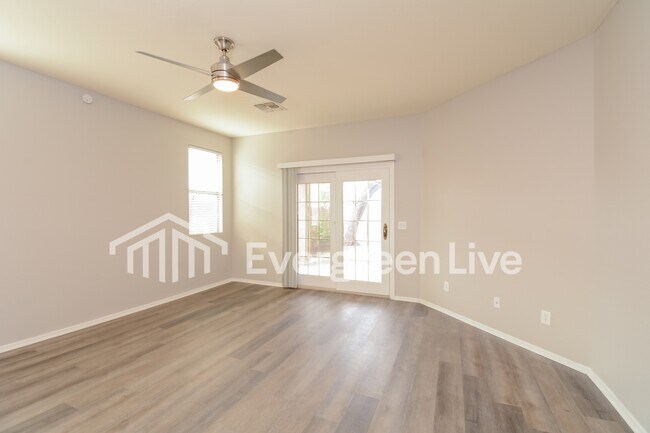 Building Photo - 18042 N 170th Ln