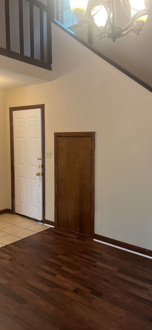 Building Photo - Whippoorwill