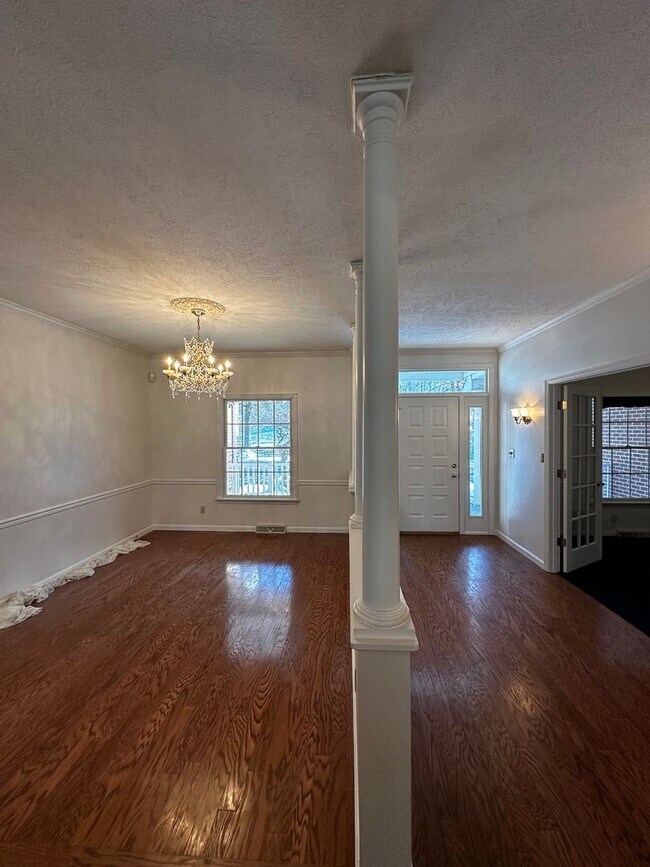 Building Photo - 1250-1254 Evans City Rd