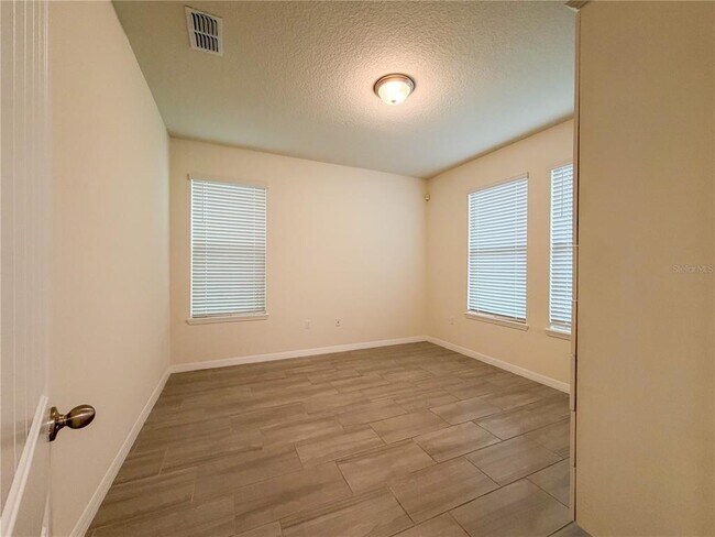 Building Photo - 16128 Mangrove Rd