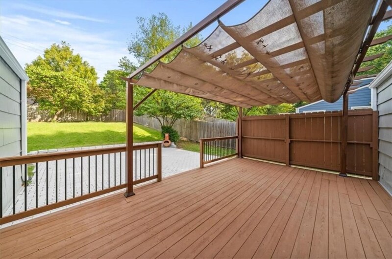 Building Photo - 3306 W 71st Terrace