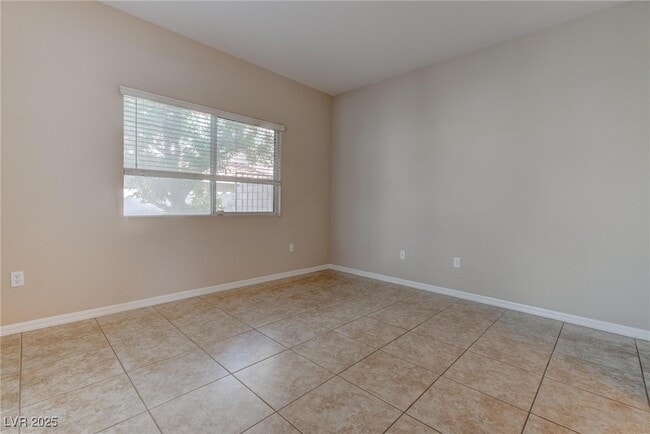 Building Photo - 953 Tafalla Ct