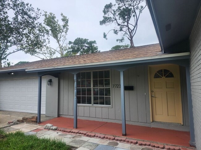 Building Photo - 7723 W Pocahontas Ave