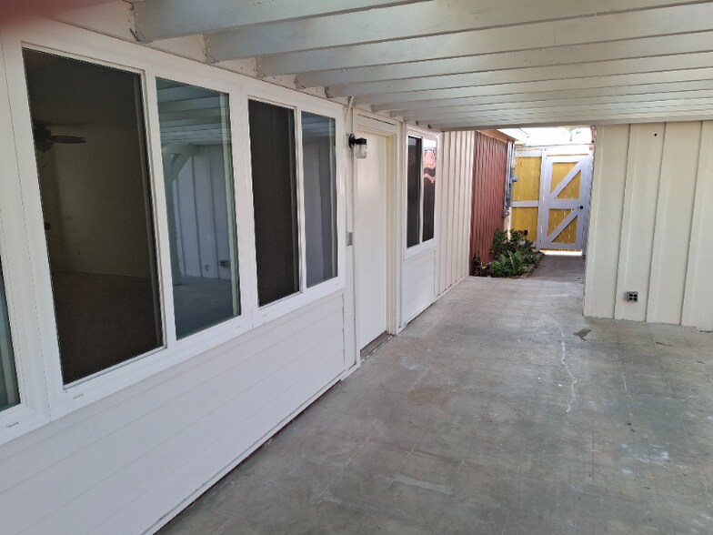 Building Photo - 3722 Conrad Ave