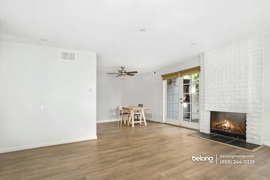 Building Photo - 3857 Camino Lindo