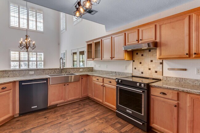 Building Photo - 314 Tequesta Dr