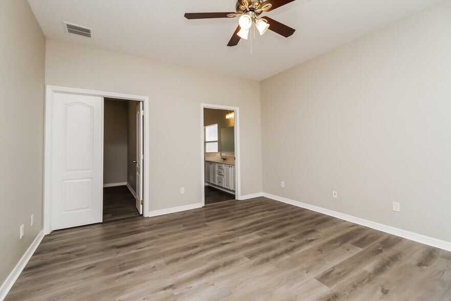 Building Photo - 1237 Kellogg Dr