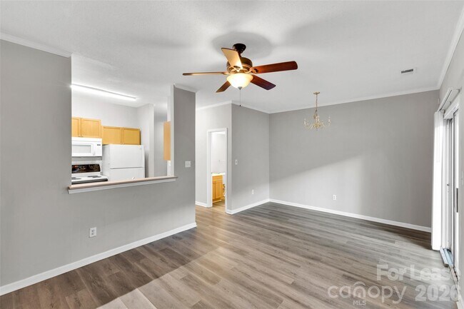 Building Photo - 6349 Mallard View Ln