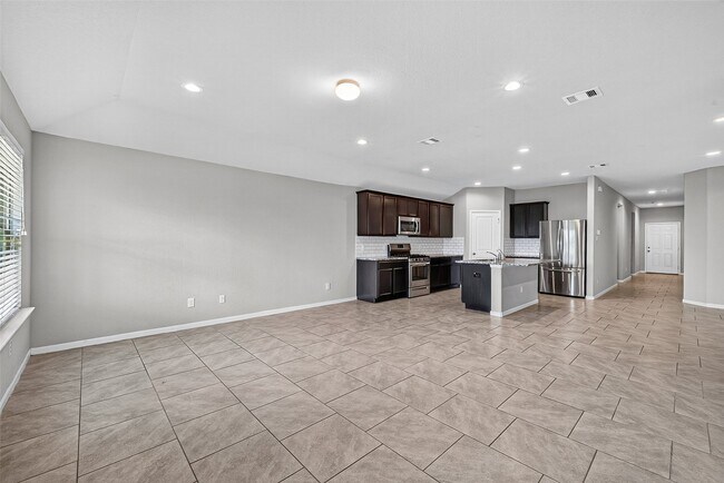 Building Photo - 29615 Breakwater Dr