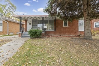 Building Photo - 1695 Lexington Pkwy