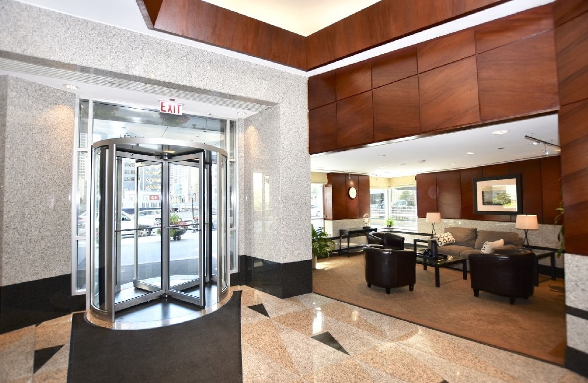 Building Photo - 440 N Wabash Ave