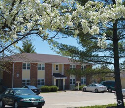 Building Photo - Rock Bridge Meadows Apartments