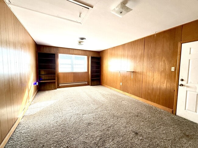 Building Photo - 3289 Cardinal Rd