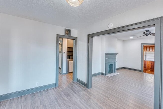 Building Photo - 561 Tuttle Ave
