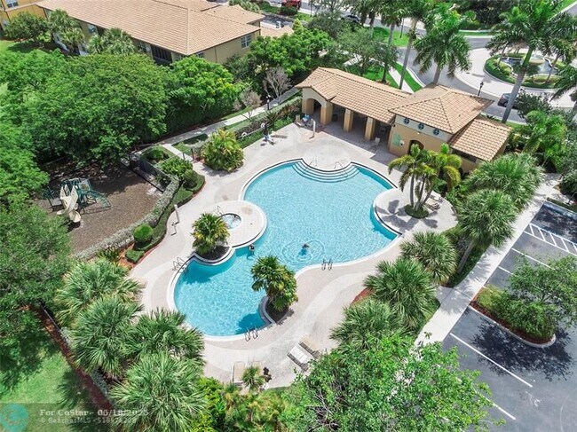 Building Photo - 8140 NW 128th Ln