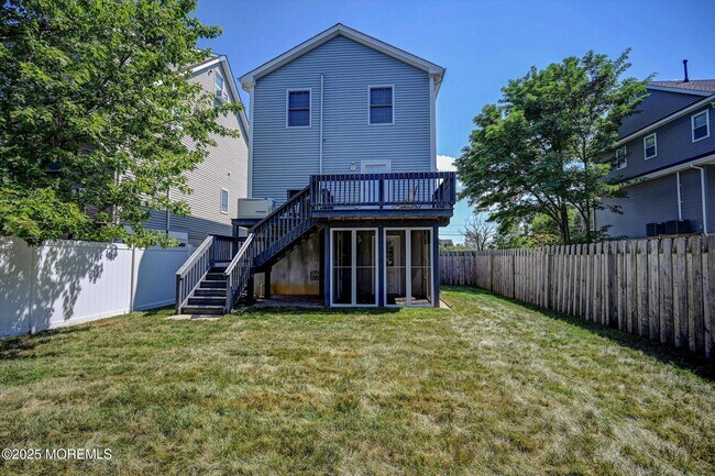 Building Photo - 15 Griggs Ave