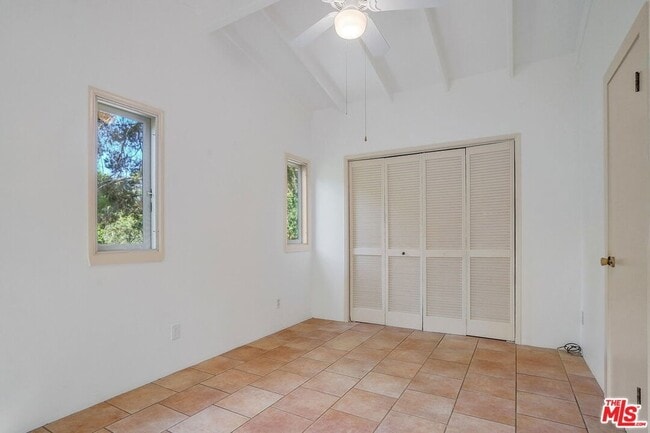 Building Photo - 21652 Encina Rd