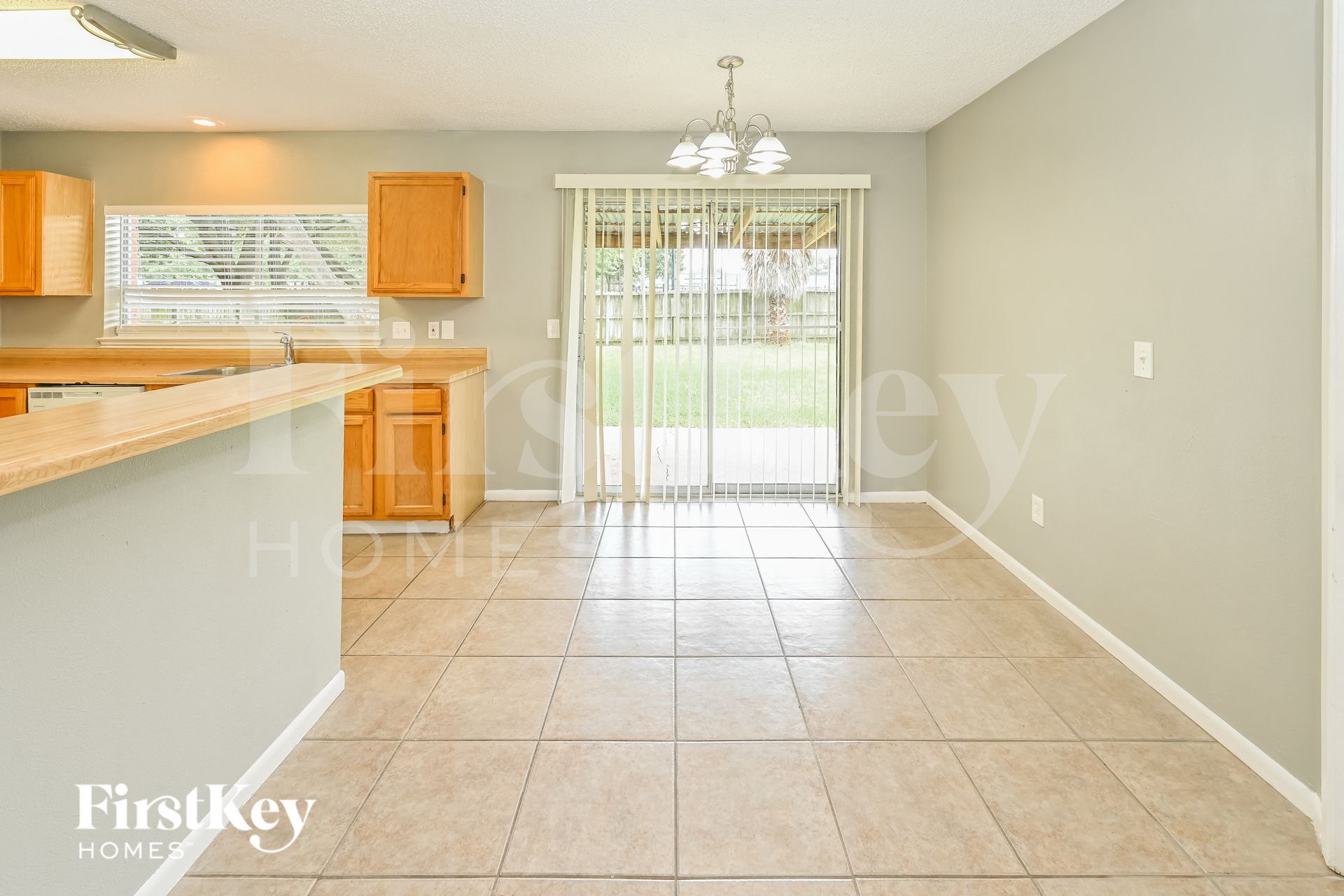 Building Photo - 18007 Sagecroft Dr